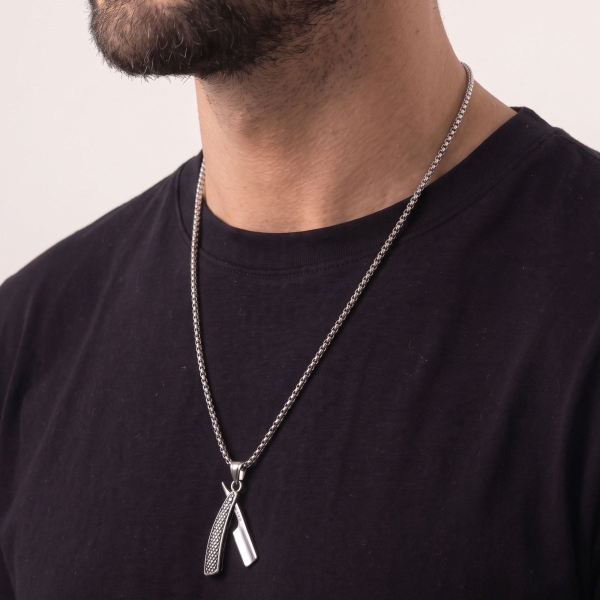 Collier rasoir de barbier pour homme, en acier inoxydable, pendentif rasoir de coiffeur au style vintage