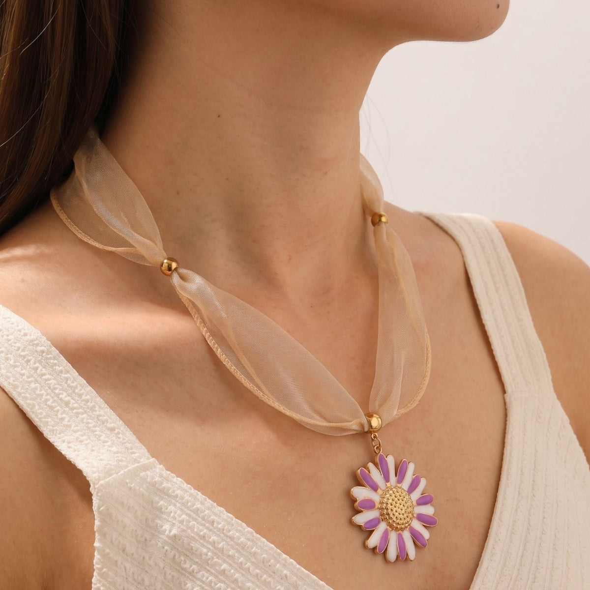 Collier ruban tournesol pour femme, en acier inoxydable, pendentif floral violet et blanc