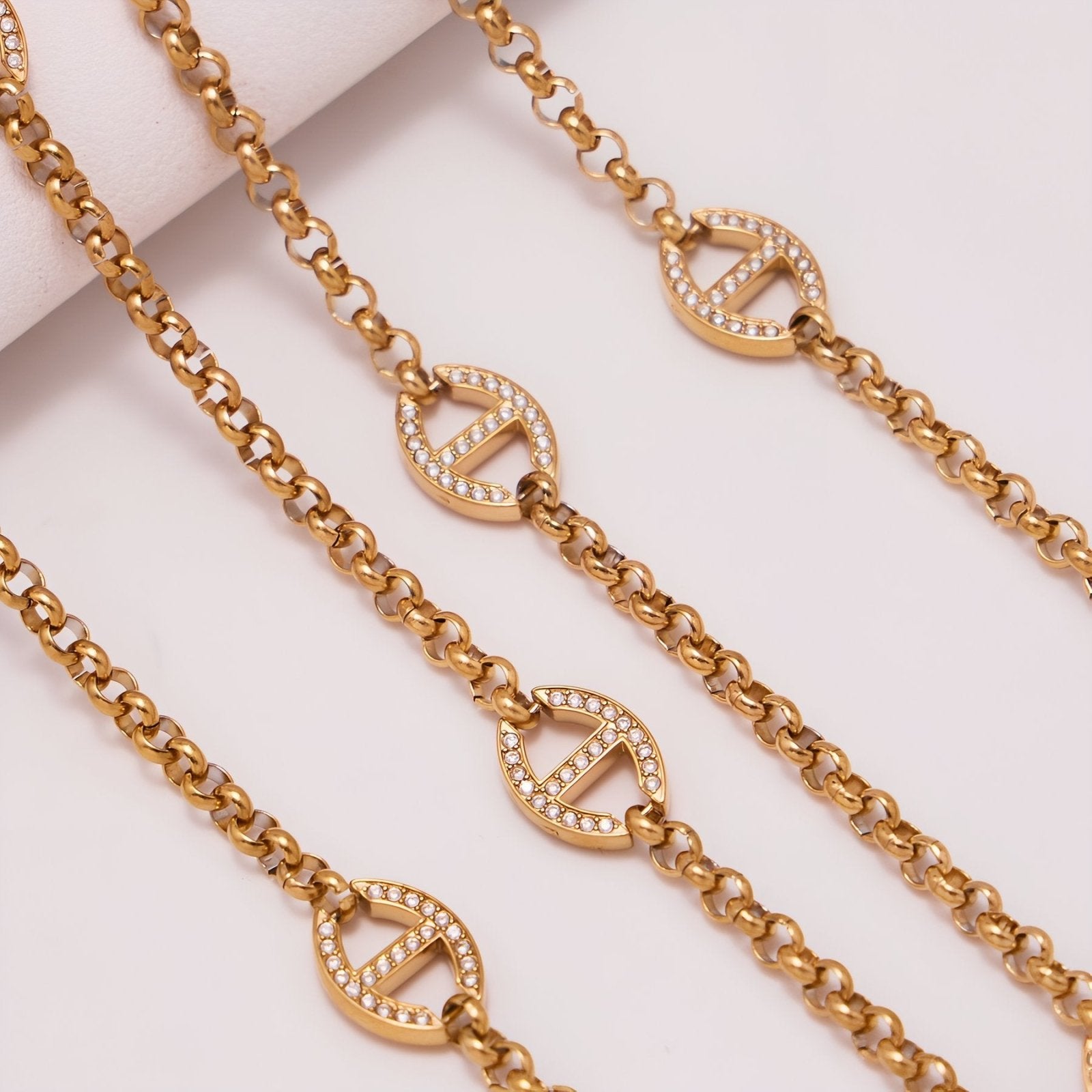 Collier sautoir or pour femme, ovales pavés de zircons, en acier inoxydable