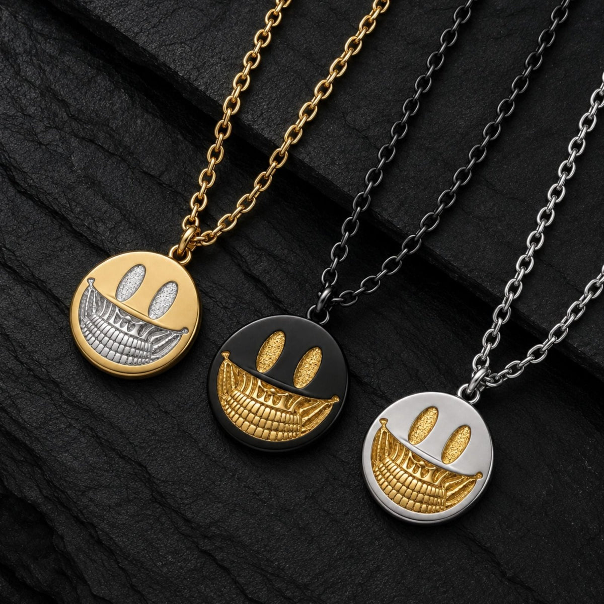 Collier smiley pour homme, en acier inoxydable, pendentif rond avec large sourire en reflief