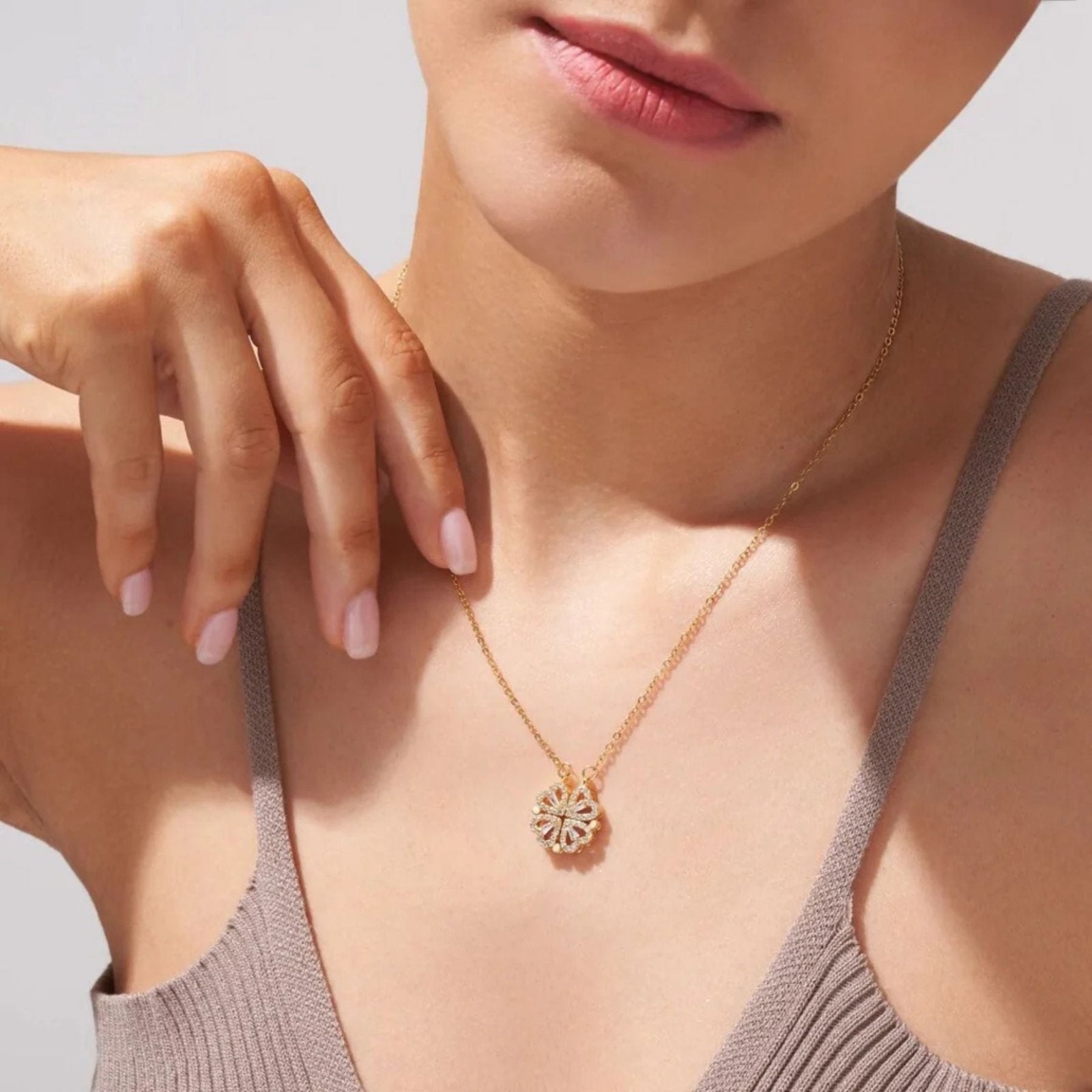 Collier transformable 2 - en - 1, trèfle cœur strass doré, acier inoxydable, modèle Anaé