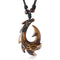 Collier tribal homme, pendentif crochet maori en résine sculptée, cordon ajustable