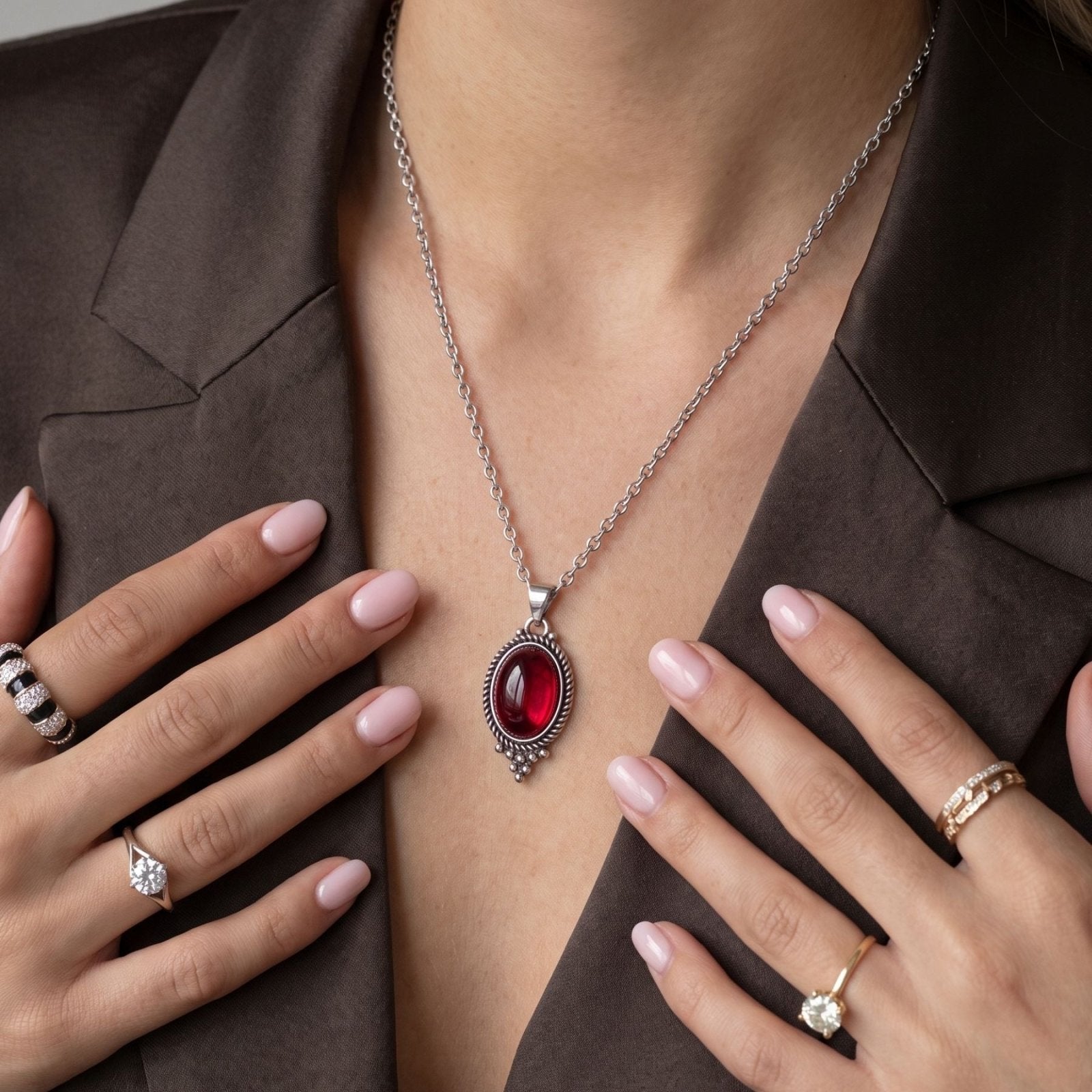 Collier vampire pour femme en alliage de zinc style rétro