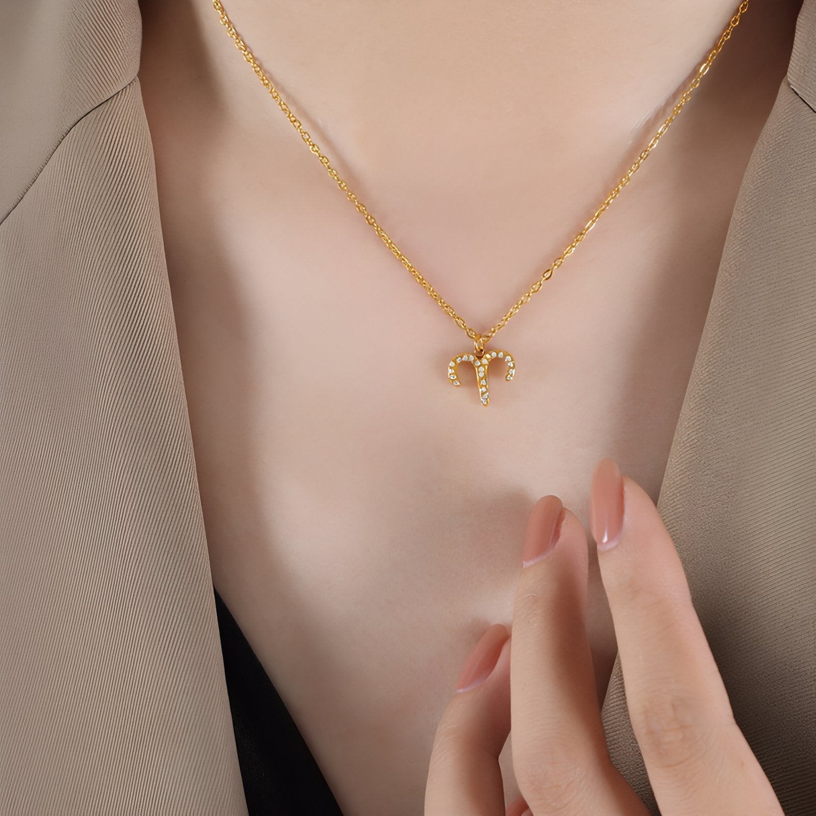Collier zodiaque femme élégant, pendentif en acier inoxydable et zircons scintillants, 12 signes astrologiques