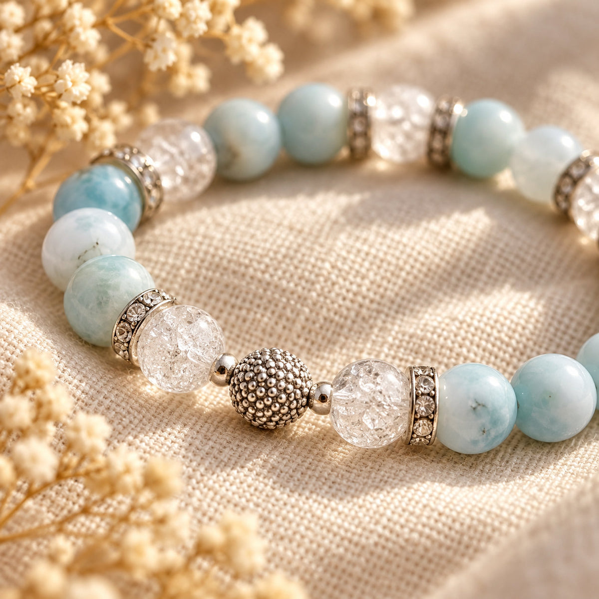 Larimelle-armband van larimar en bergkristal, symbool van sereniteit