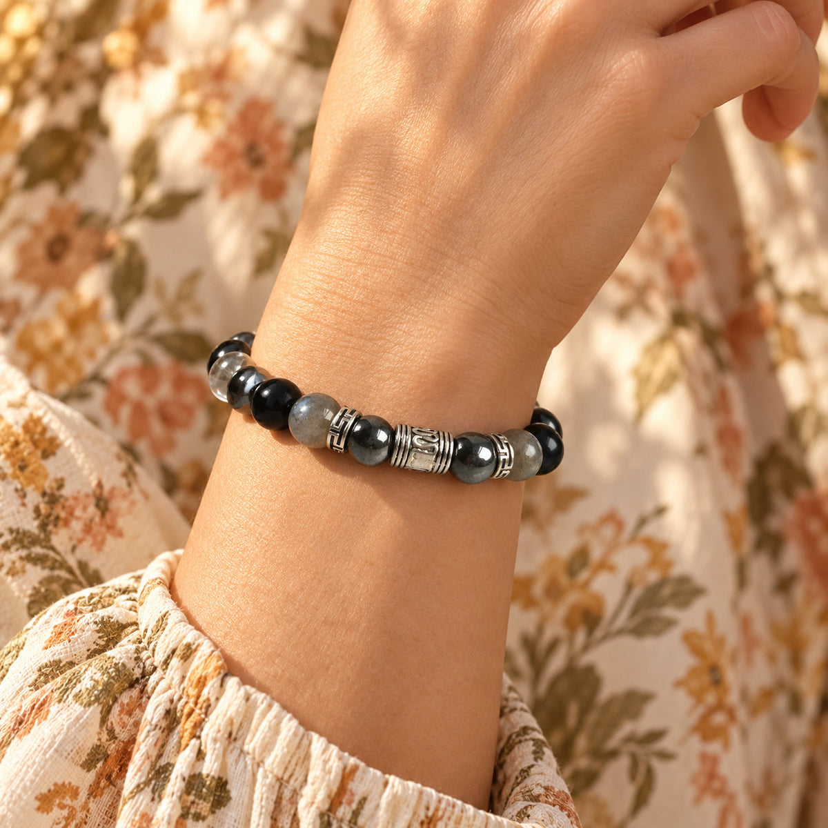 Bracelet Orvane en hématite, labradorite et obsidienne, symbole de force et d’ancrage